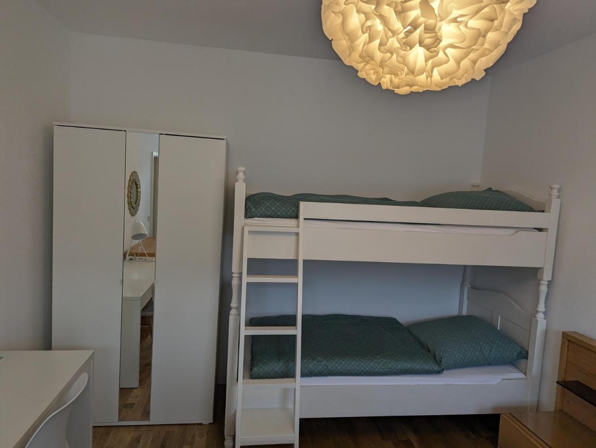 Saxonia De Luxe: Modern 2-room With Parking In Apartment