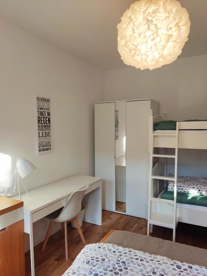 Saxonia De Luxe: Modern 2-room With Parking In Chemnitz