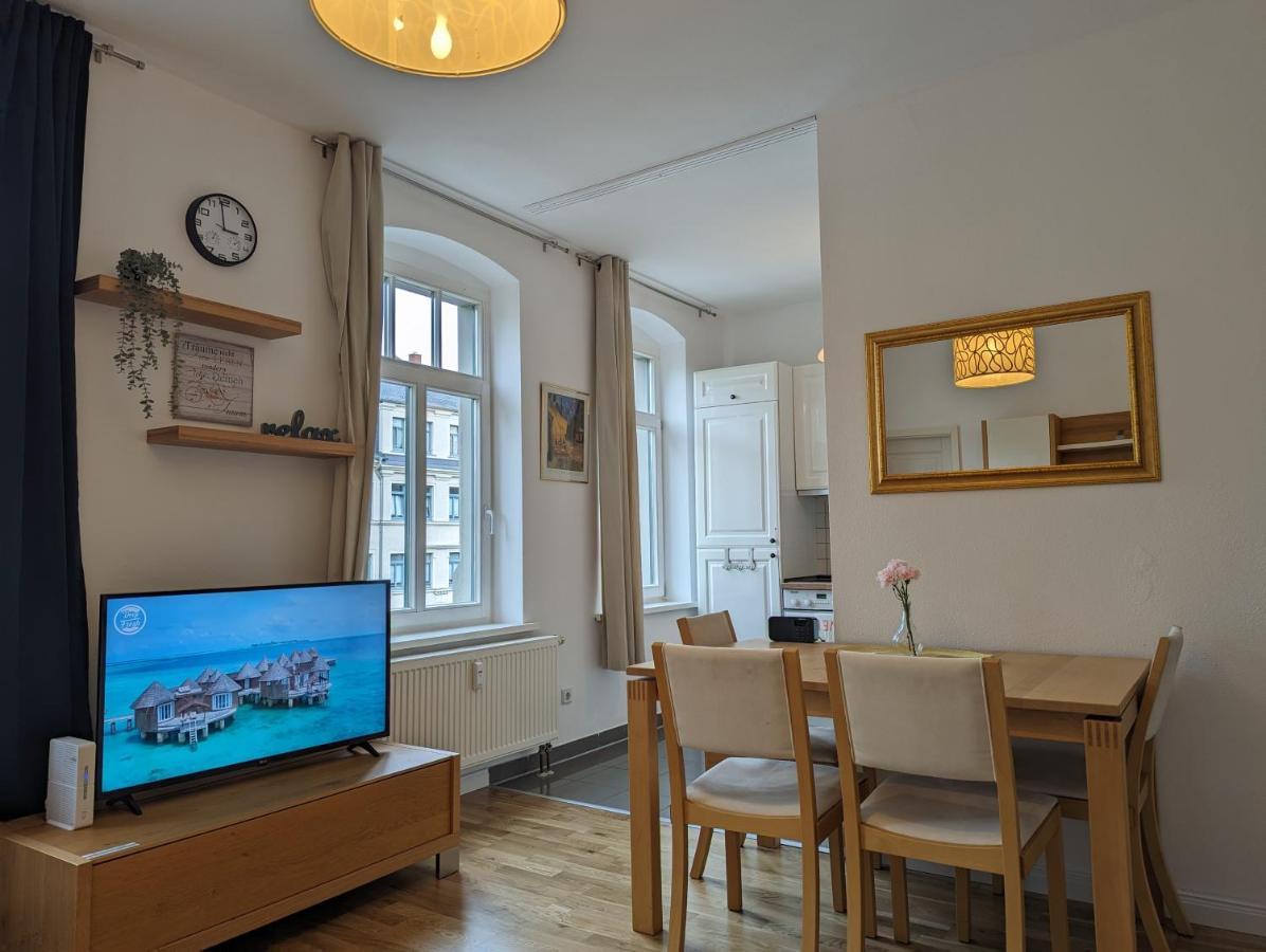 Apartment Saxonia De Luxe: Modern 2-room With Parking In Chemnitz