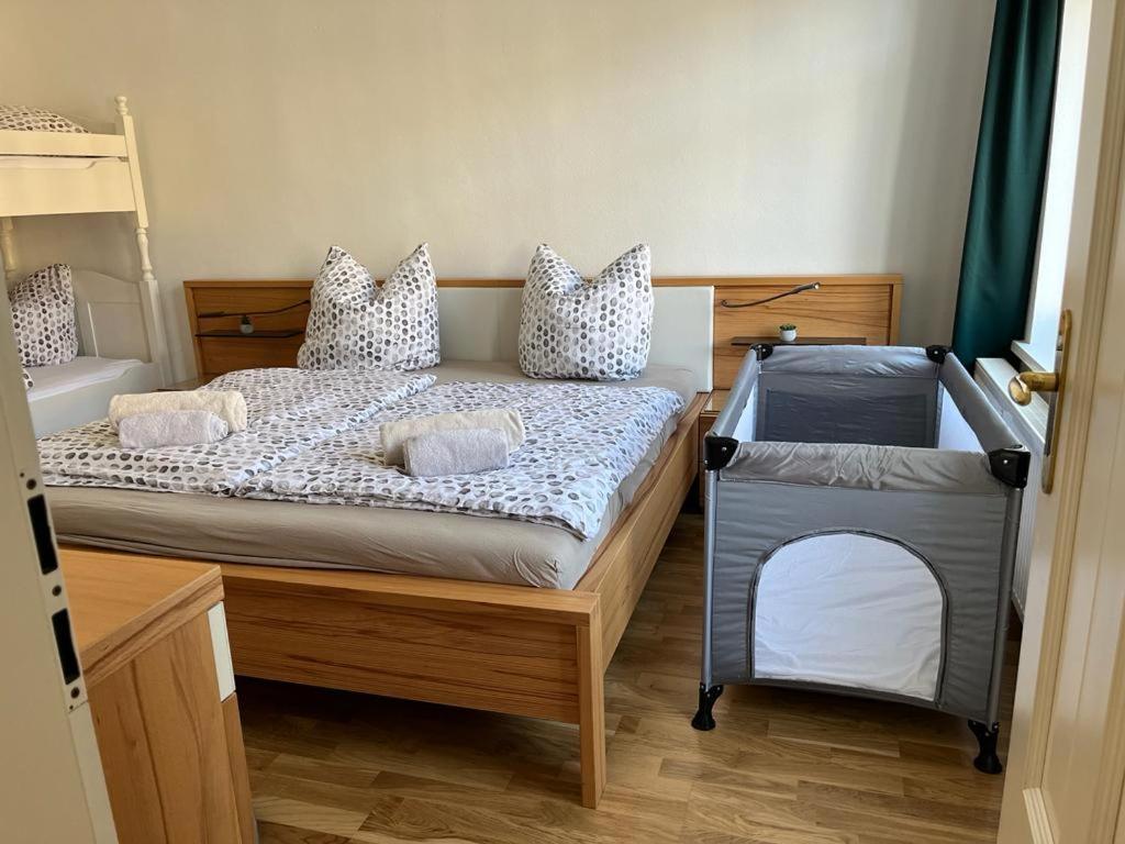 Saxonia De Luxe: Modern 2-room With Parking In Apartment *
